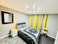 4 Bedrooms Full House Stourbridge Birmingham - Wifi