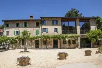 Agriturismo Locanda Case Vecie Hotels in Grezzana