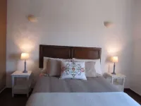 Casas de Miróbriga Hotels in São Domingos