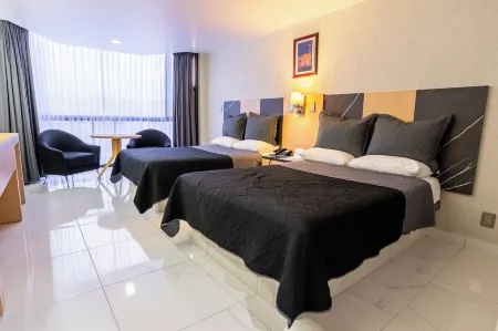 Hotel Real Plaza Отели рядом с достопримечательностью «Parque Central-Nara Garden»