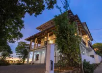 Jack Tree Lodge Hotels in Gannoruwa
