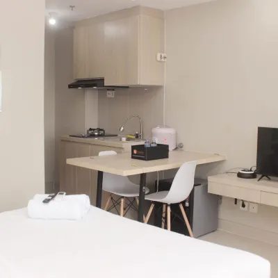 Nice Studio at LRT City Jatibening Apartment Hotels near Jatiwaringin
