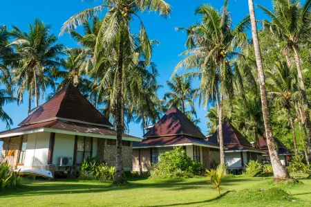 Caluwayan Palm Island Resort & Restaurant