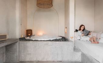 Gaia Alacati Bazaar