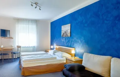 Gasthof Alte Post Отели рядом с достопримечательностью «Stammhaus Dassler»