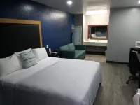 Coachman's Inn & Suites - Inns