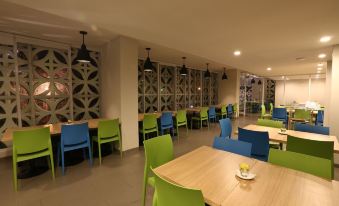 Hotel Citradream Tugu Yogyakarta - Hizvo