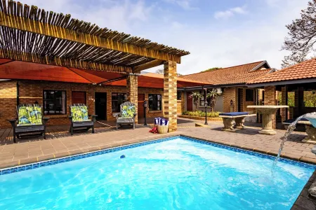 Hornbill Family Suites