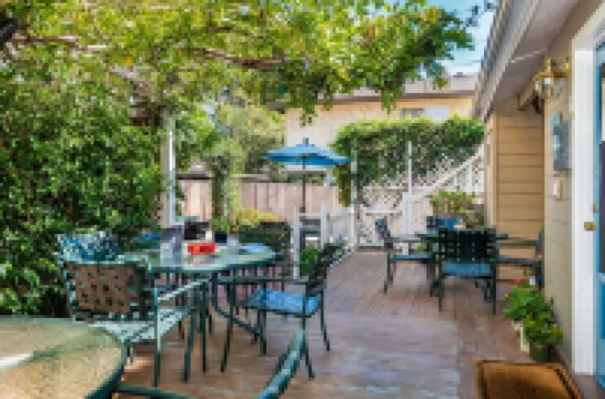 Bath Street Inn Hotels in Santa Barbara Downtown