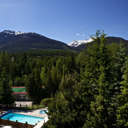 Tantalus Resort Lodge