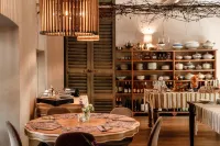 Dandelion Como Suites & Park Hotels in Appiano Gentile