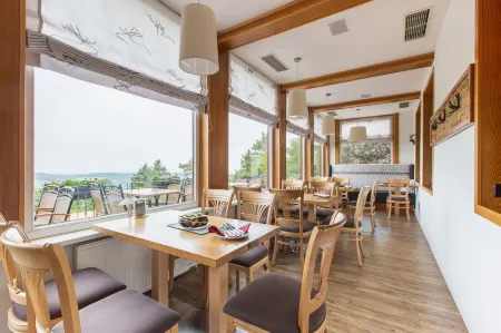 Augustusberg Hotel & Restaurant