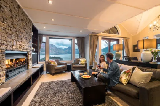 Commonage Villas by Staysouth