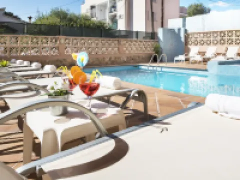 Martinez Apartments Hotels in Palmanova