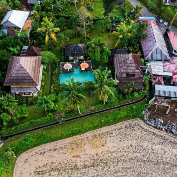 Villa Manuk Hotel dekat Air Terjun Sekumpul