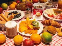 Mob Hotel Paris les Puces - breakfast