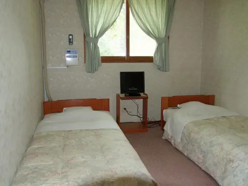 Kawaguchiko Pension Woodstock