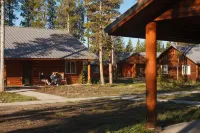 Headwaters Lodge & Cabins at Flagg Ranch Hotels in 