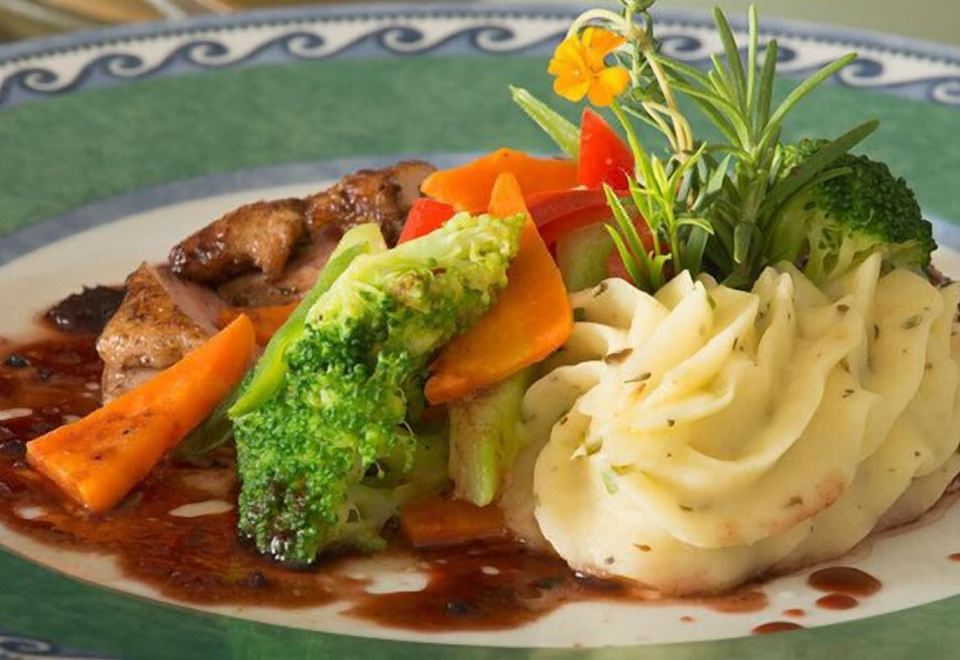 Hotel Villa Sandalo, Dining, Cuisine