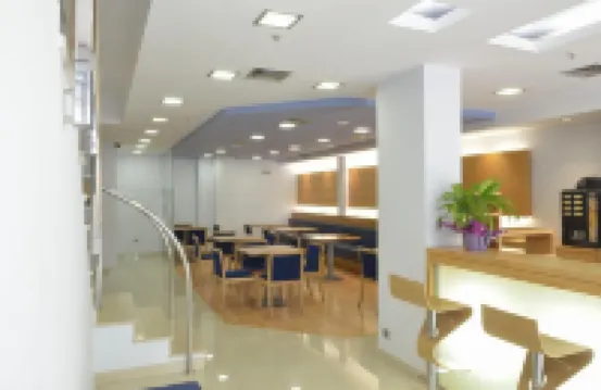 港口酒店 聖卡洛斯拉臘皮塔酒店