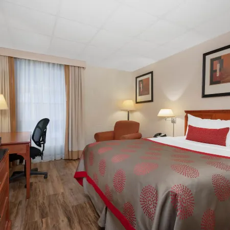 Albert Lea Inn and Suites