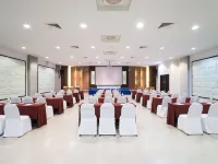 ไอธารา รีสอร์ท แอนด์ สปา โรงแรมในอำเภอ บ้านแหลม