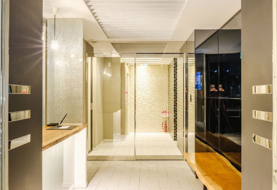 2. 호텔 악사스 니..