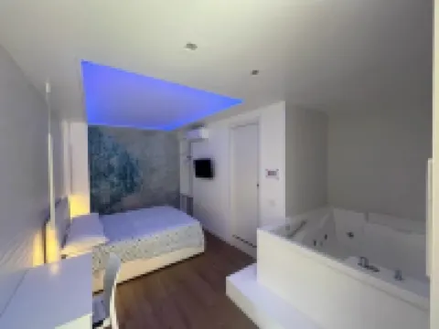 R & D Hotels in Alghero