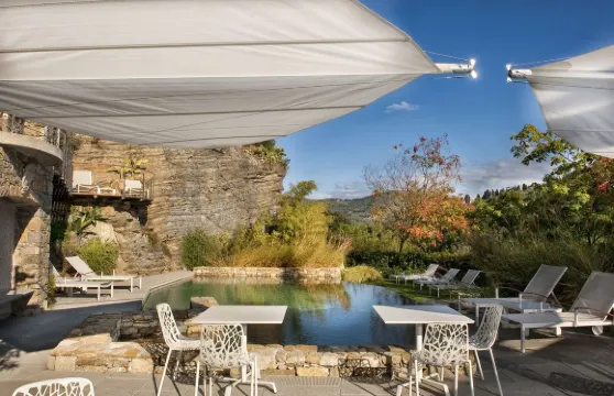 伊登巖石度假酒店