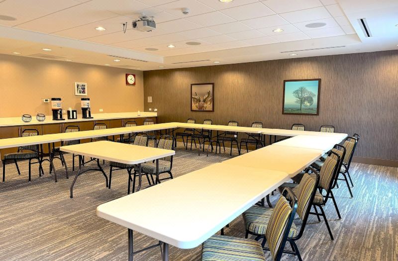 Hampton Inn & Suites St. Paul/Oakdale photo 5