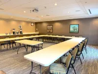 Hampton Inn & Suites St. Paul/Oakdale Hotels in Lake Elmo