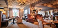 Royal Oak Hotel - Parking