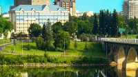Park Town Hotel