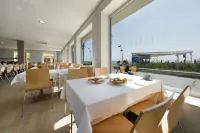 4R Miramar Calafell Hôtels à : Segur de Calafell