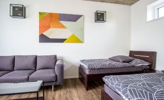 Hotel 63