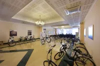 Ulisse Deluxe Hostel - Pysäköinti