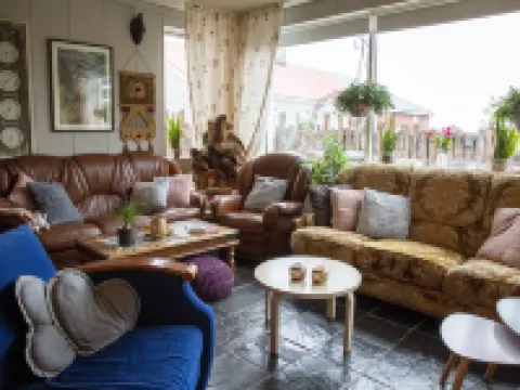 The Apartment - Öbbuhús Hotels in Borgarnes