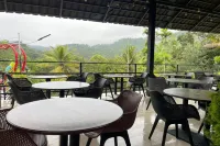 아유르젬 아유르베다 요가 & 웰니스 리트리트 아나비라티 호텔