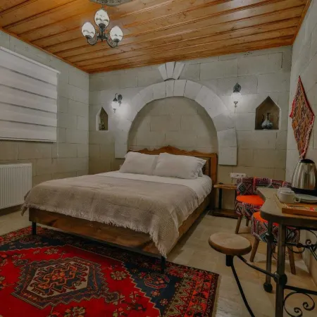 Asma Cave House