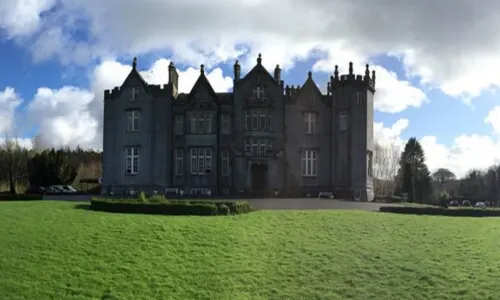 Kinnitty Castle Hotel