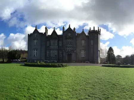 Kinnitty Castle Hotel