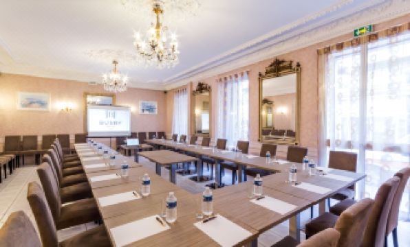 Hotel Busby