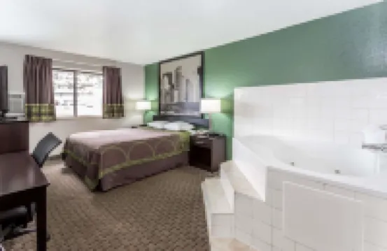 Super 8 by Wyndham Mundelein/Libertyville Area Hotels in Libertyville