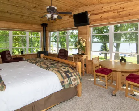 Leech Lake Resort Bed & Breakfast Hotels in Cass County