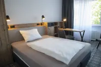 Platzhirsch Hotel Hotels in Bornheim