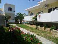 Karmi Apartments Hotels in Kolymvari