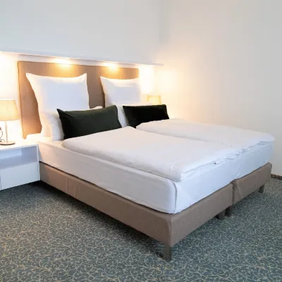 Amplidi Hotel Hannover Отели рядом с достопримечательностью «Баденштедт»