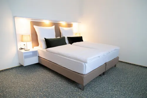 Hotel Amplidi Hannover - Flughafentransfer