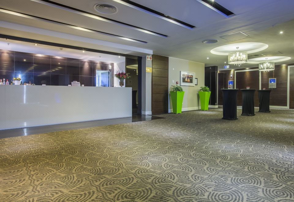 Radisson Blu Hotel Port ElizabethOver view