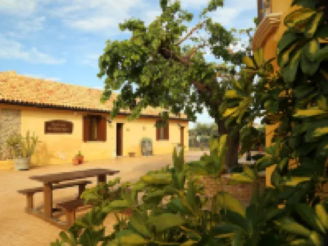 Al Grande Gelso Hotels in Cariati